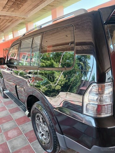 Mitsubishi Pajero 2007, 178,000 km - 3.0 l - Ucar