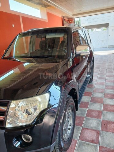 Mitsubishi Pajero 2007, 178,000 km - 3.0 l - Ucar