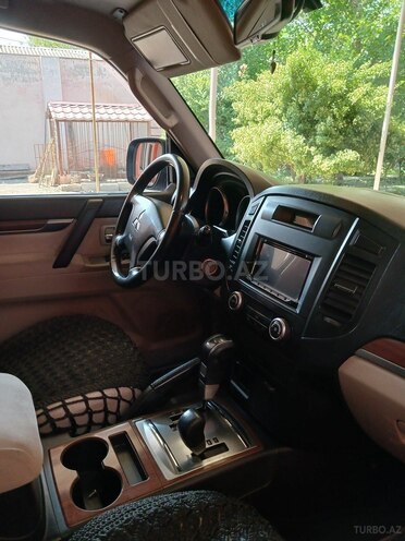 Mitsubishi Pajero 2007, 178,000 km - 3.0 l - Ucar