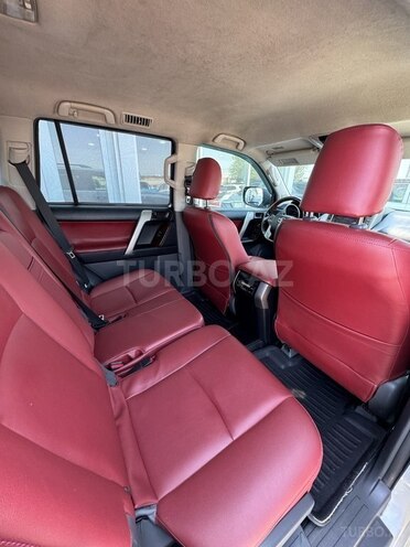Toyota Land Cruiser Prado 2010, 116,500 km - 2.7 л - Bakı