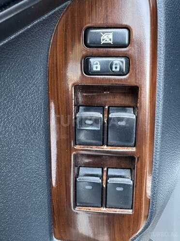 Toyota Land Cruiser Prado 2010, 116,500 km - 2.7 л - Bakı