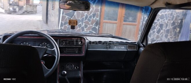 LADA (VAZ) 2107 2000, 95,000 km - 1.6 л - Yardımlı