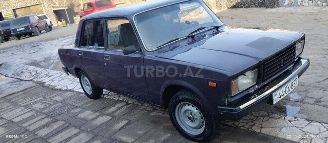 LADA (VAZ) 2107 2000, 95,000 km - 1.6 л - Yardımlı
