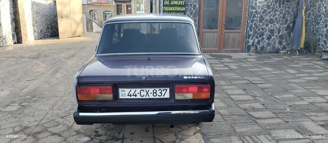 LADA (VAZ) 2107 2000, 95,000 km - 1.6 л - Yardımlı