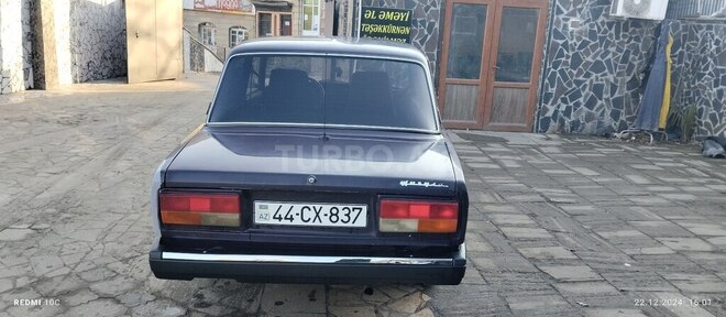 LADA (VAZ) 2107 2000, 95,000 km - 1.6 л - Yardımlı