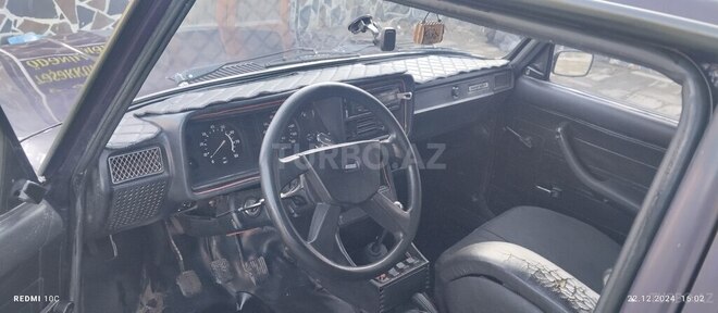 LADA (VAZ) 2107 2000, 95,000 km - 1.6 л - Yardımlı
