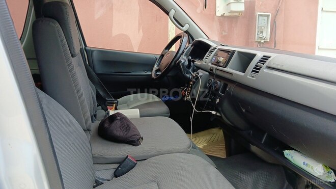 Toyota HiAce 2011, 312,000 km - 3.0 l - Bakı