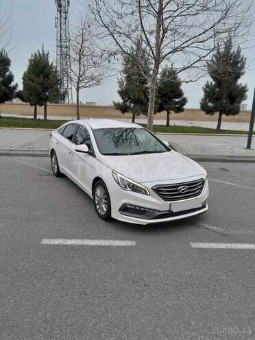 Hyundai Sonata-2