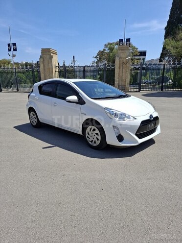 Toyota Aqua 2017, 63,000 km - 1.5 l - Bakı