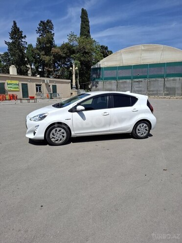 Toyota Aqua 2017, 63,000 km - 1.5 l - Bakı