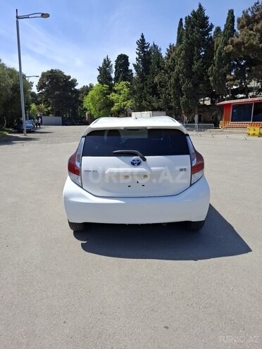 Toyota Aqua 2017, 63,000 km - 1.5 l - Bakı