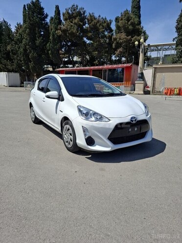 Toyota Aqua 2017, 63,000 km - 1.5 l - Bakı