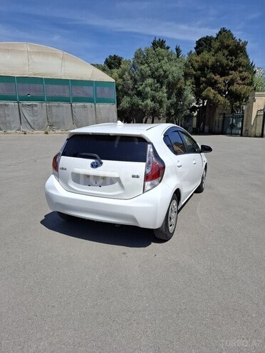 Toyota Aqua 2017, 63,000 km - 1.5 l - Bakı
