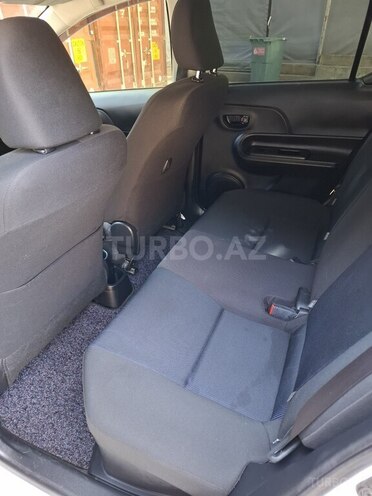 Toyota Aqua 2017, 63,000 km - 1.5 l - Bakı