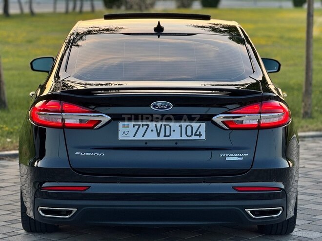 Ford Fusion (North America) 2019, 115,000 km - 2.0 л - Bakı
