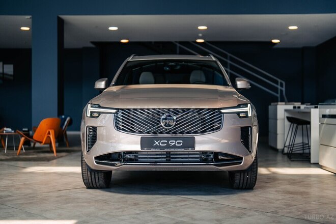Volvo XC90-4