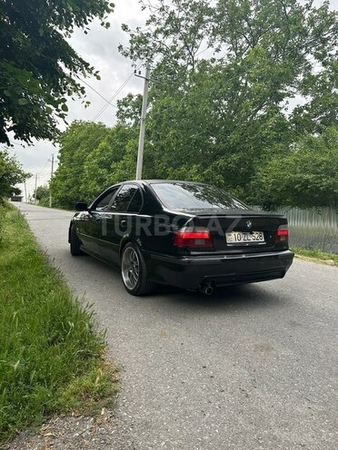 BMW 528 1997, 450,000 km - 2.8 l - Oğuz