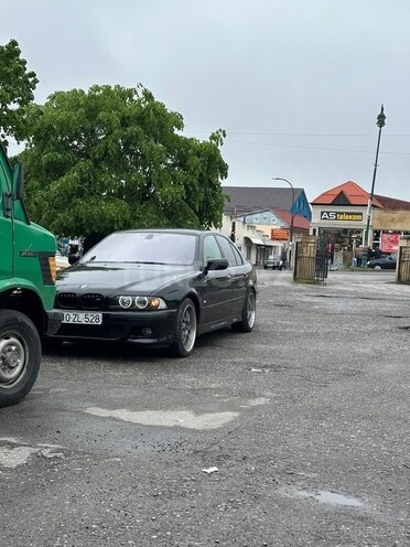 BMW 528 1997, 450,000 km - 2.8 l - Oğuz