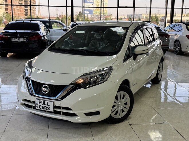 Nissan Note-1