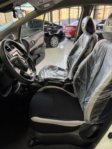 Nissan Note-12
