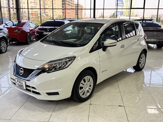 Nissan Note-3