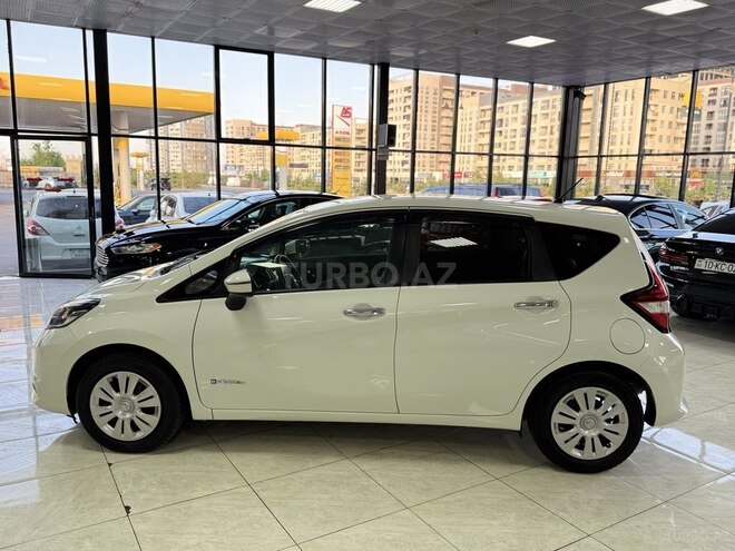 Nissan Note-6