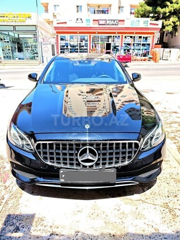 Mercedes E 220 d 2016, 226,800 km - 2.2 l - Bakı