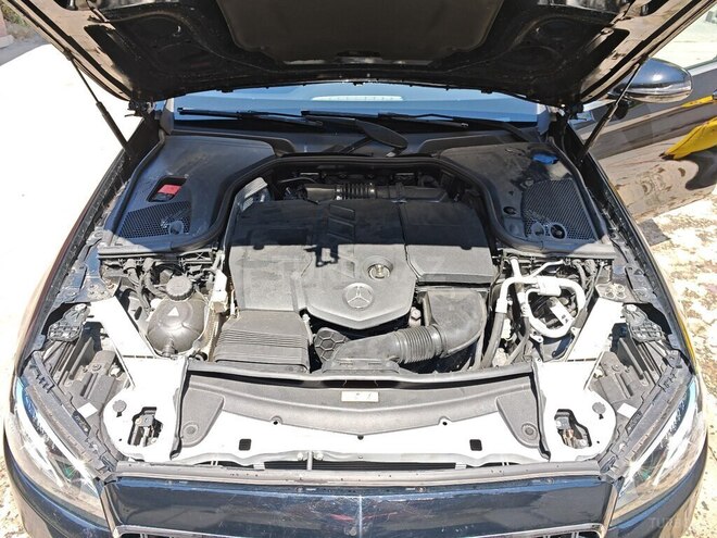 Mercedes E 220 d 2016, 226,800 km - 2.2 l - Bakı
