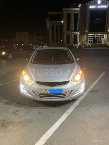 Hyundai Avante 2015, 166,000 km - 1.6 л - Naxçıvan