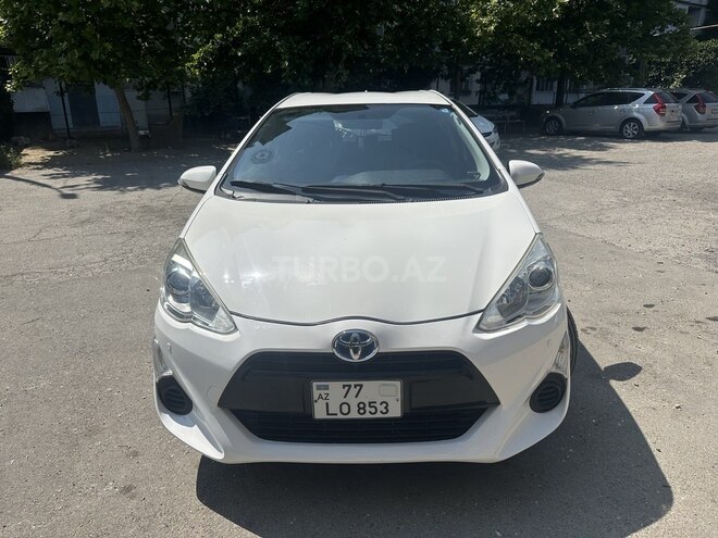Toyota Aqua 2015, 130,000 km - 1.5 l - Bakı