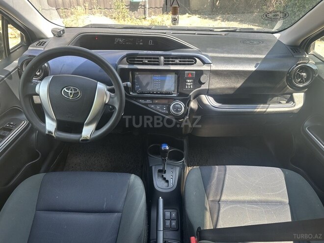 Toyota Aqua 2015, 130,000 km - 1.5 l - Bakı