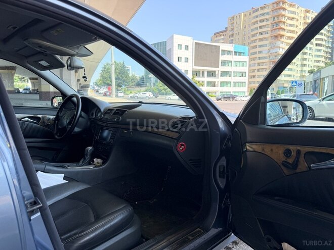 Mercedes E 320 2003, 222,000 km - 3.2 l - Bakı