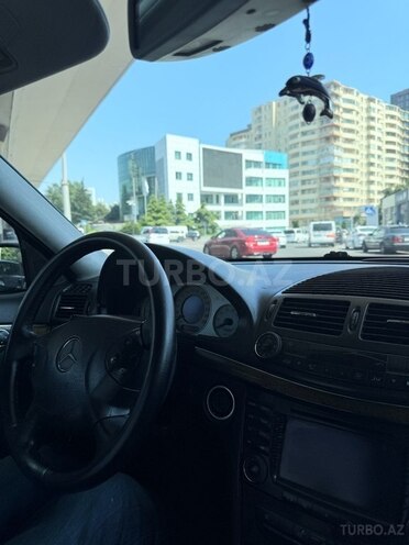 Mercedes E 320 2003, 222,000 km - 3.2 l - Bakı