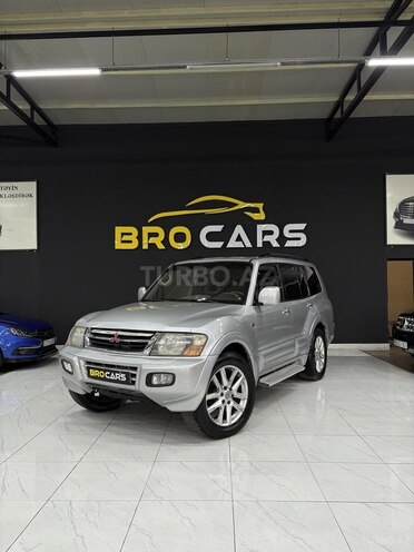 Mitsubishi Pajero 2003, 295,339 km - 3.5 л - Sumqayıt