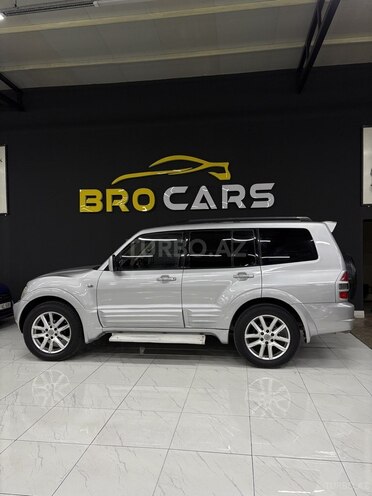 Mitsubishi Pajero 2003, 295,339 km - 3.5 л - Sumqayıt