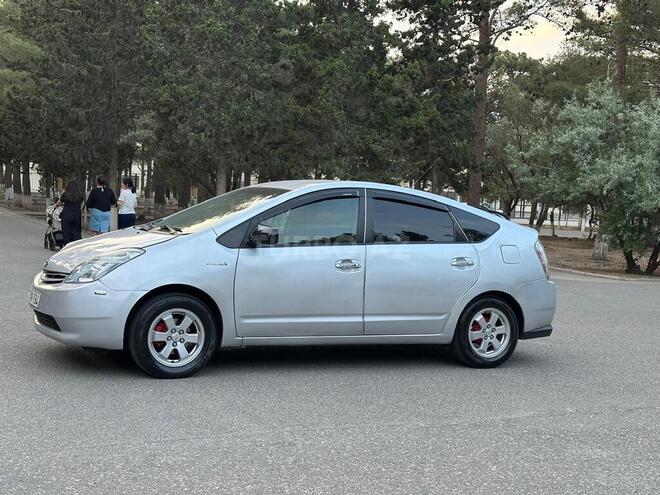 Toyota Prius-3