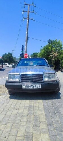 Mercedes E 200 1989, 260,000 km - 2.0 l - Sumqayıt