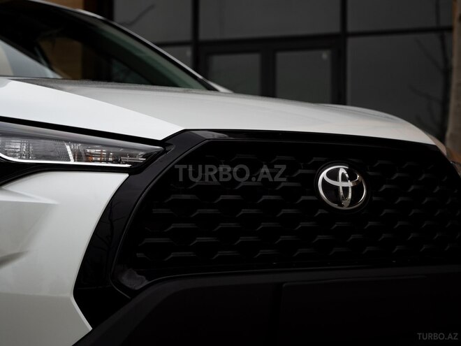 Toyota Corolla Cross 2025, 0 km - 2.0 л - Bakı