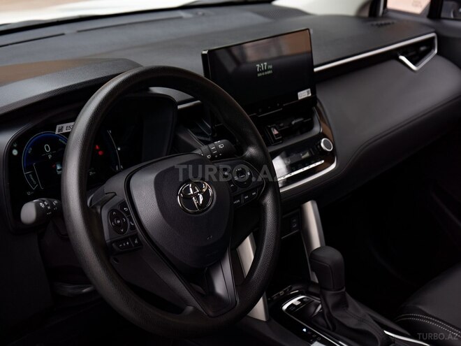 Toyota Corolla Cross 2025, 0 km - 2.0 л - Bakı