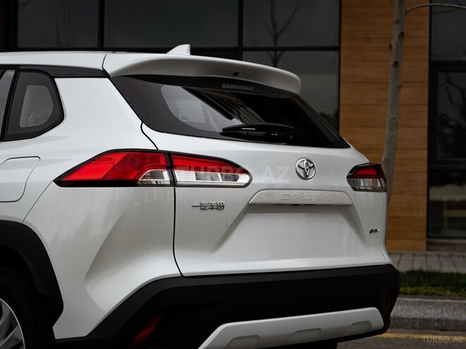 Toyota Corolla Cross 2025, 0 km - 2.0 л - Bakı