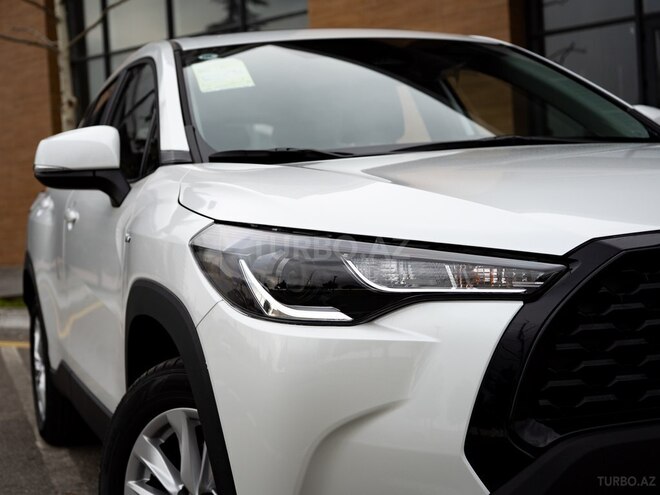 Toyota Corolla Cross 2025, 0 km - 2.0 л - Bakı