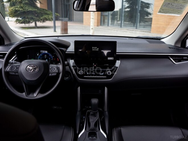Toyota Corolla Cross 2025, 0 km - 2.0 л - Bakı