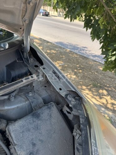 Toyota Prius-18