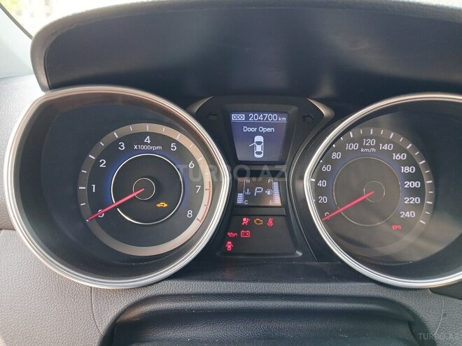 Hyundai Elantra 2013, 204,000 km - 1.8 l - Sumqayıt