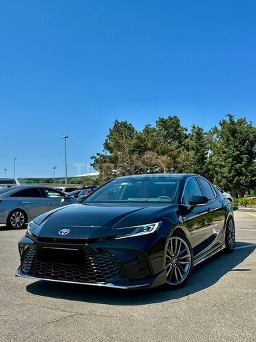 Toyota Camry 2024, 8,200 km - 2.0 l - Bakı