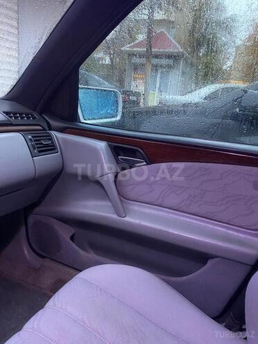 Mercedes E 240 1997, 390,989 km - 2.4 l - Bakı