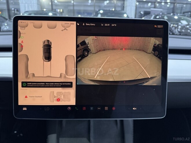 Tesla Model 3-15