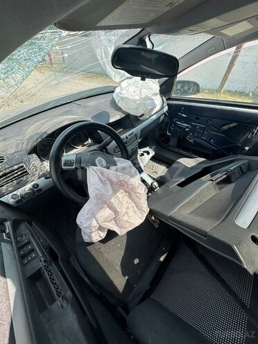 Opel Astra 2008, 29,000 km - 1.8 l - Şabran