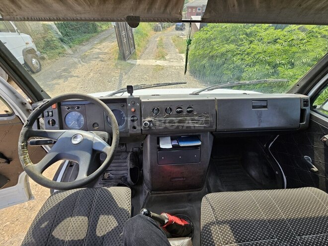 Mercedes Vario 1995, 553,460 km - 4.0 l - Astara