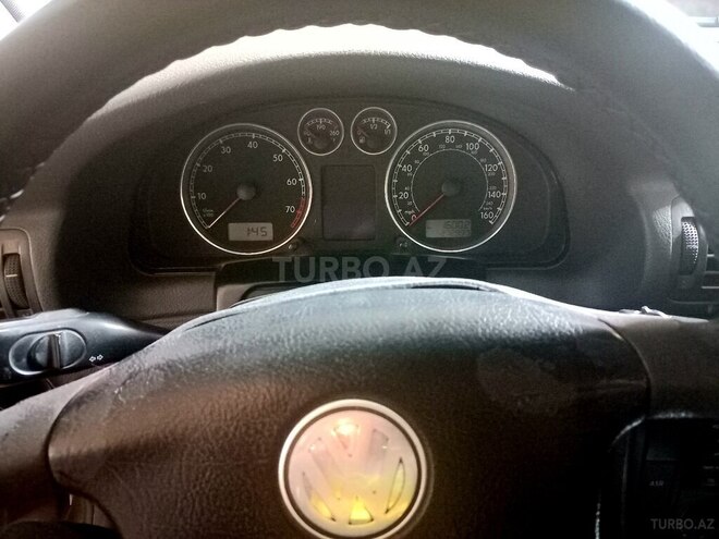 Volkswagen Passat 2004, 272 km - 1.8 л - Bakı